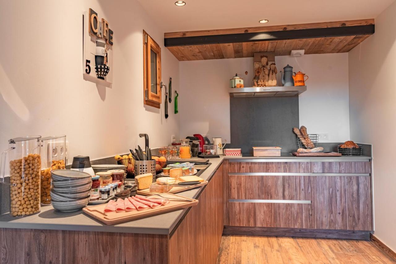 Chalet Charming B And B Les Gets Bagian luar foto