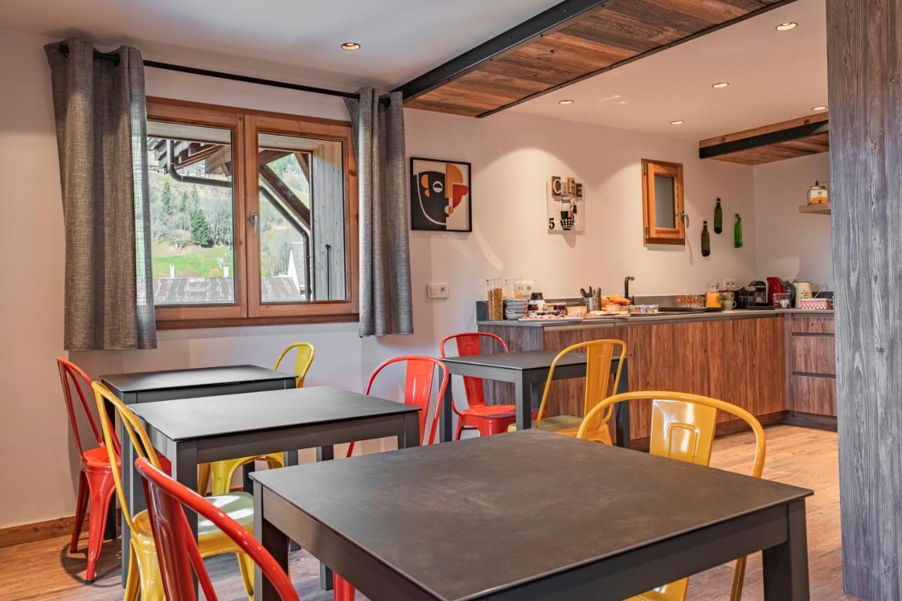Chalet Charming B And B Les Gets Bagian luar foto