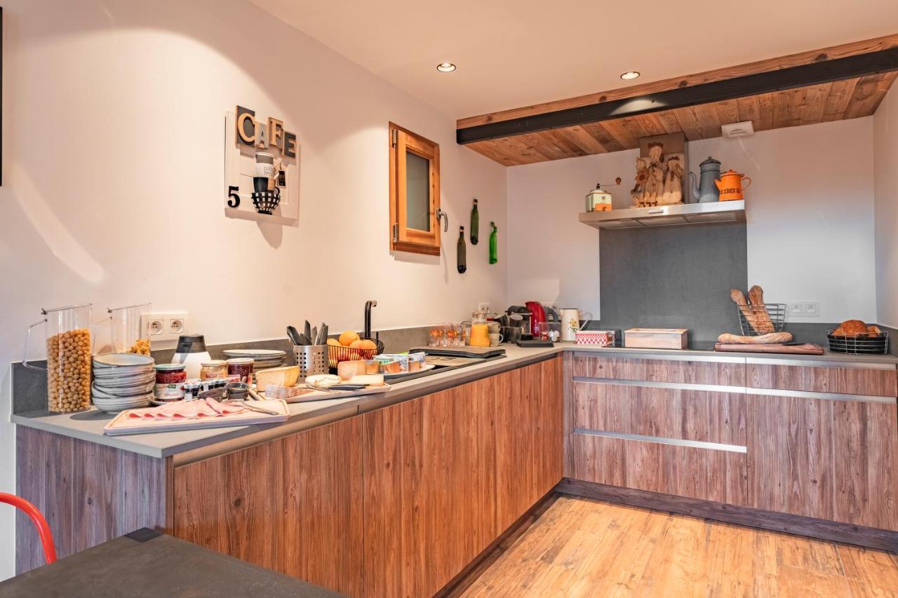 Chalet Charming B And B Les Gets Bagian luar foto